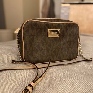 Michael Kors Crossbody
